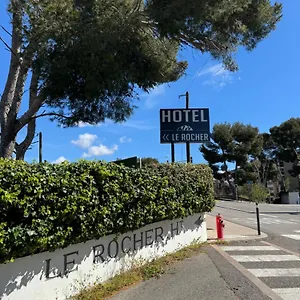 Du Rocher Hotel